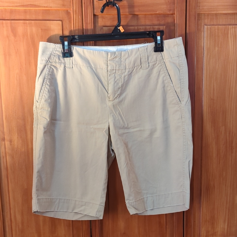 Women Gap Khaki Chinos Bermuda Shorts
